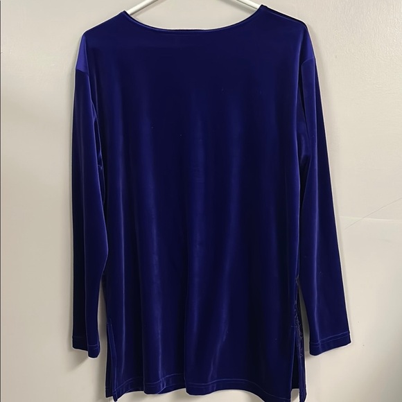 Elegant Purple Velvet Women's Two Piece Set - Picture 4 of 6